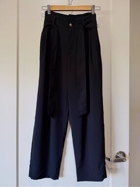 Madewell Drapey Paperbag Pants in black size 0